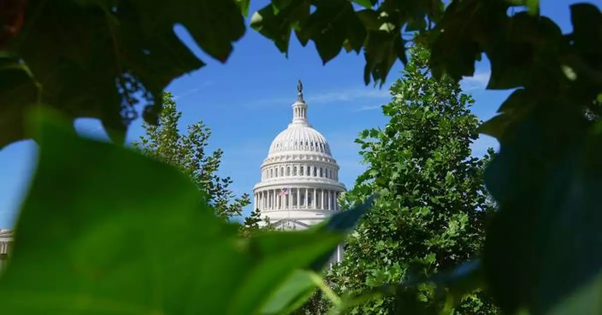 Republicans tee up bill on data centers for one of the final votes before the midterms