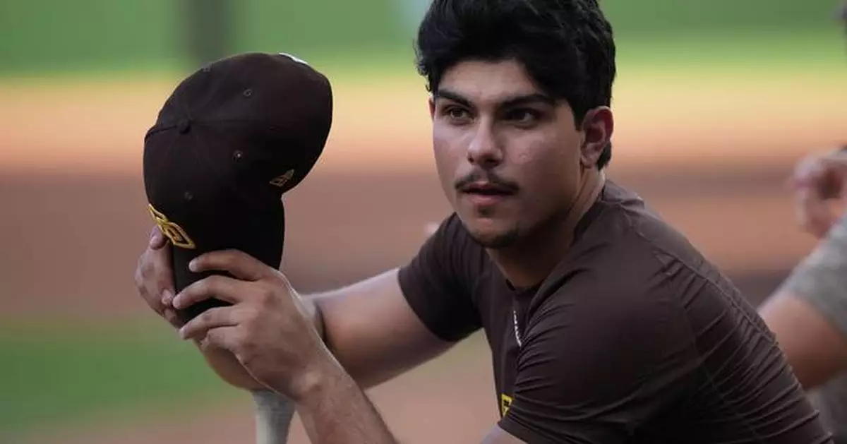 Padres' Ethan Salas in lineup for Game 2, set to become MLB's youngest postseason catcher