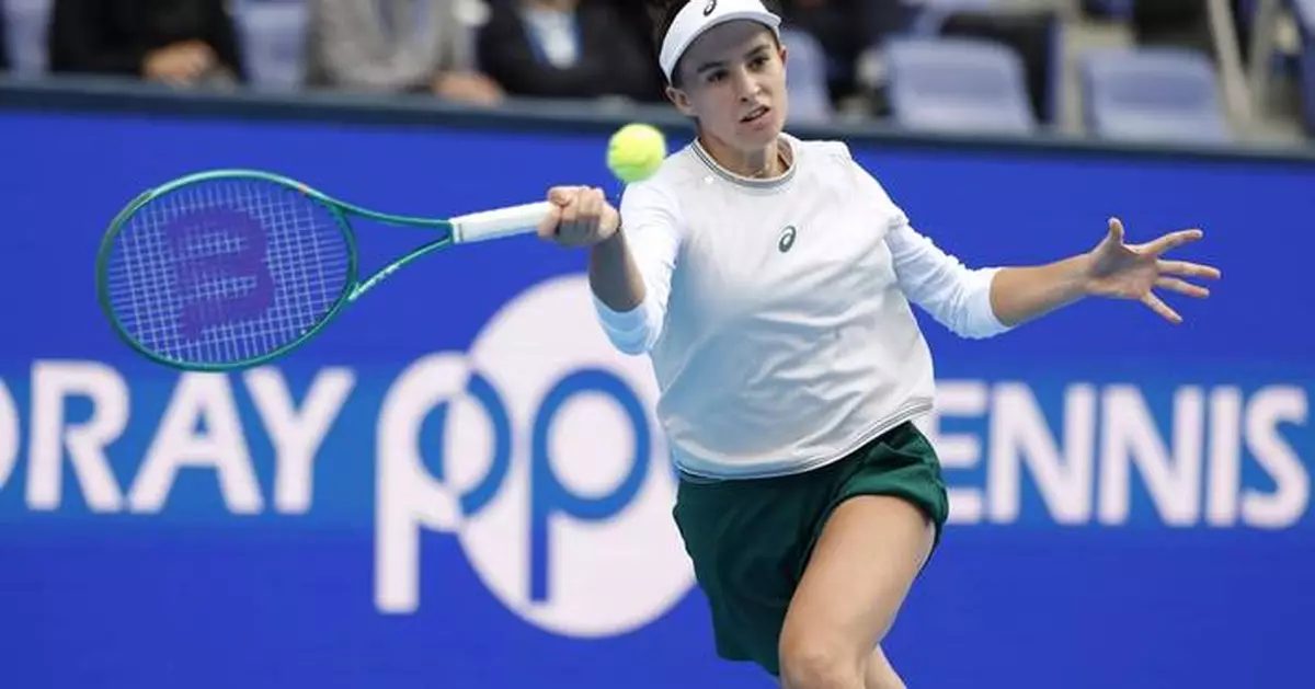 No. 1 Rybakina withdraws from Tokyo quarterfinals with undisclosed 'little injury'