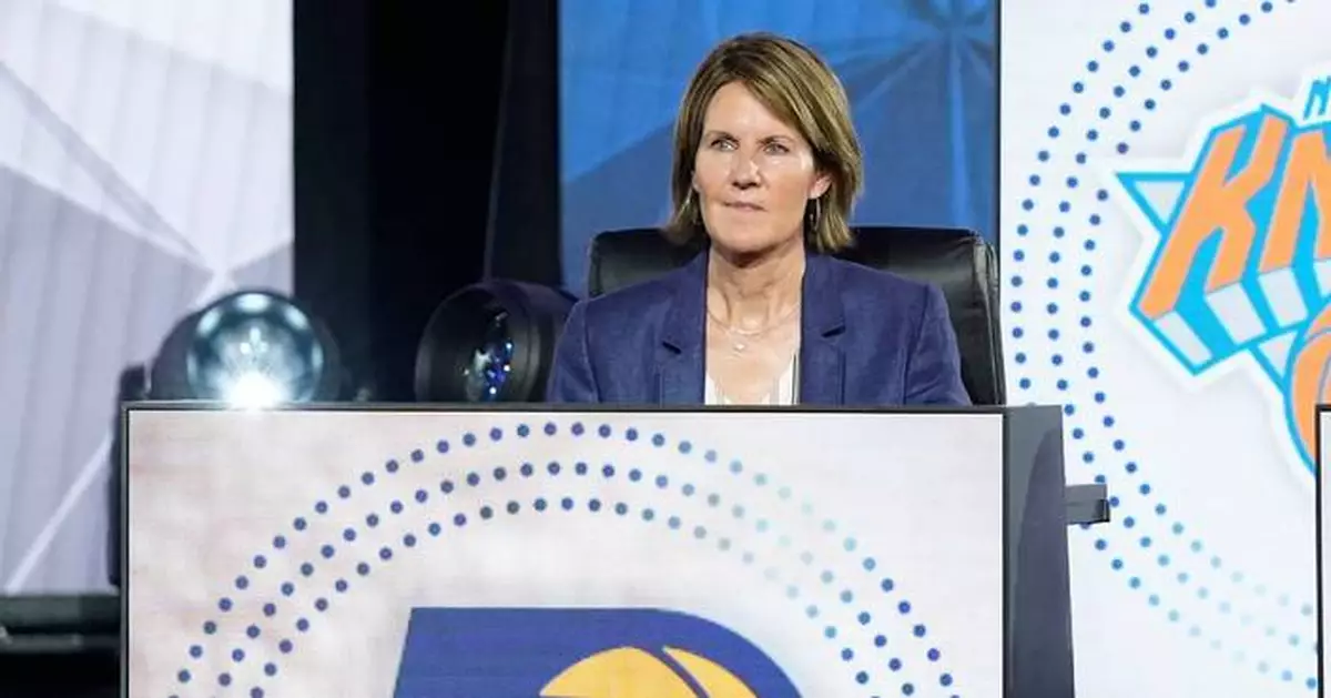 A franchise builder exits: Kelly Krauskopf steps down as Indiana Fever president