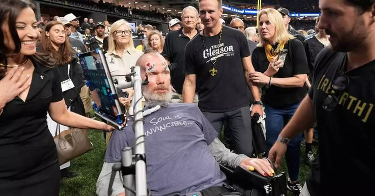 Saints' lopsided loss sours a day of celebration on the 20th anniversary of the 'Domecoming'