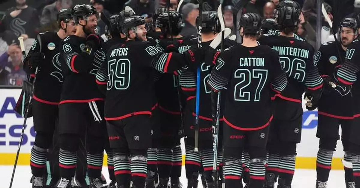 Kraken recover to beat Red Wings 4-3 in shootout after blowing 3-goal lead in 3rd period