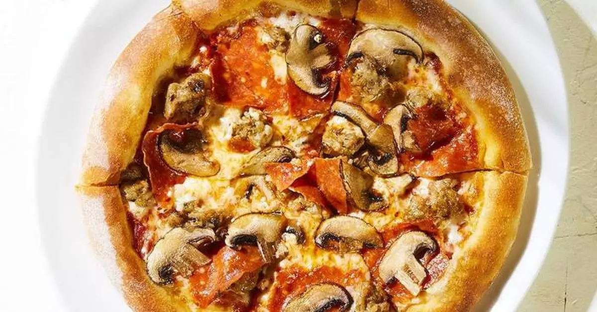 California Pizza Kitchen Offering 25,000 Free Pizzas During National Pizza Month as “Apology” for Long Lost Fan Favorites