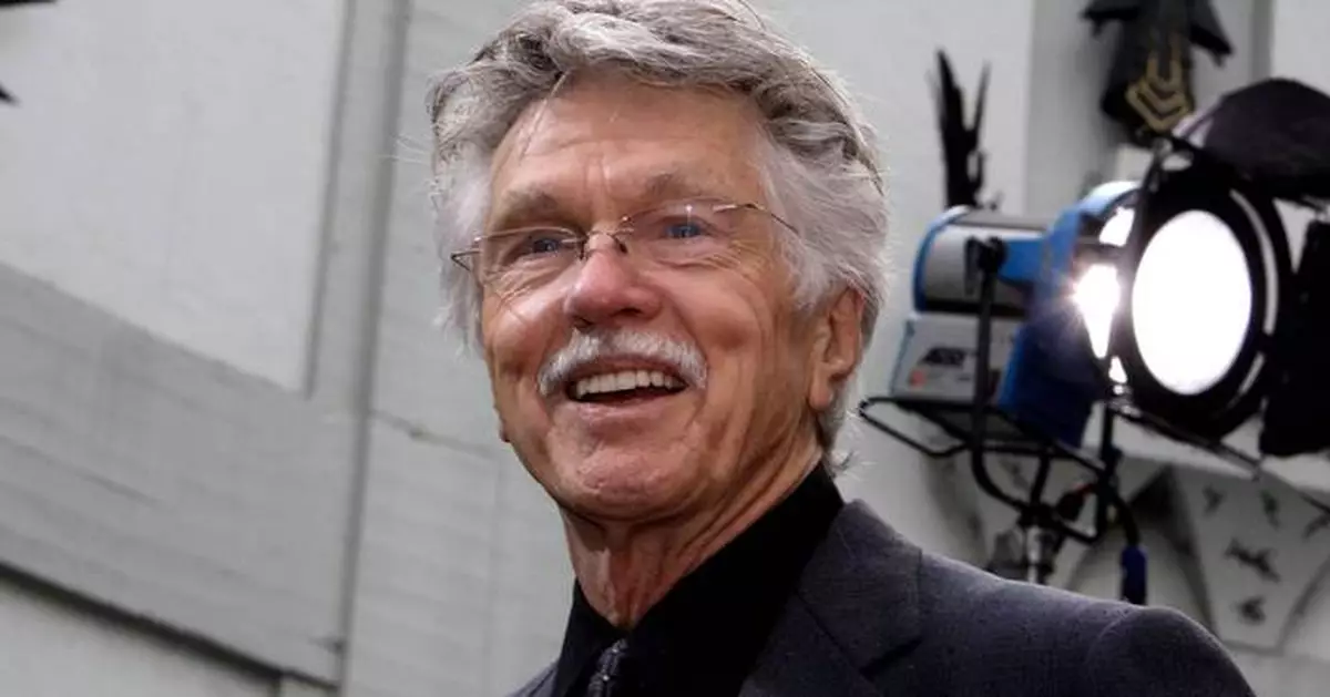 Tom Skerritt, Emmy-winning actor with roles in 'Picket Fences,' 'Alien' and 'Top Gun,' dies at 93