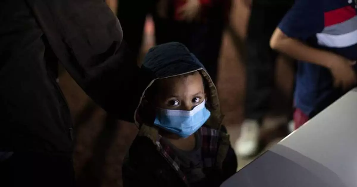 Trump administration to assign government lawyers to migrant kids’ cases, worrying advocates