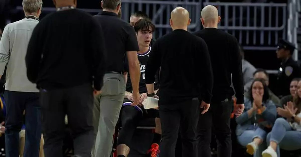 Kings center Maxime Raynaud injures patella in right knee and will be reevaluated in about two weeks