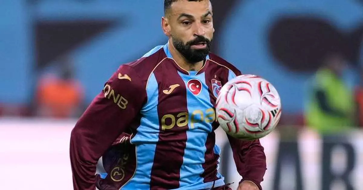 Salah-mania grips Turkey after soccer star joins Trabzonspor club