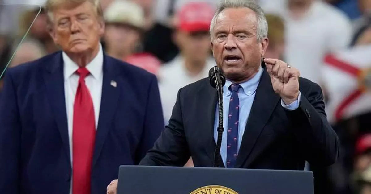 RFK Jr. eases access to unproven peptides despite opposition from FDA scientists