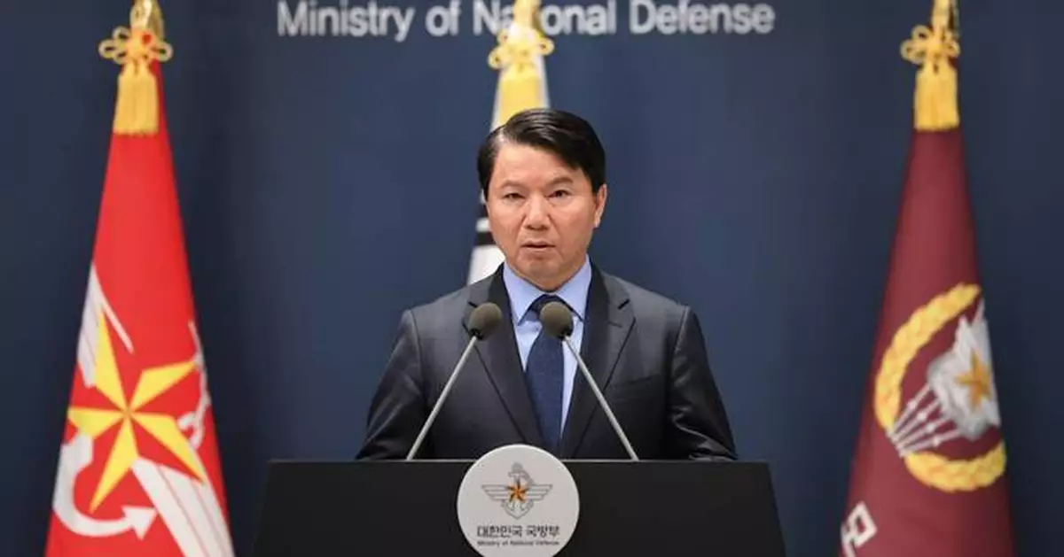 South Korea proposes military talks with North Korea to calm rising border tensions