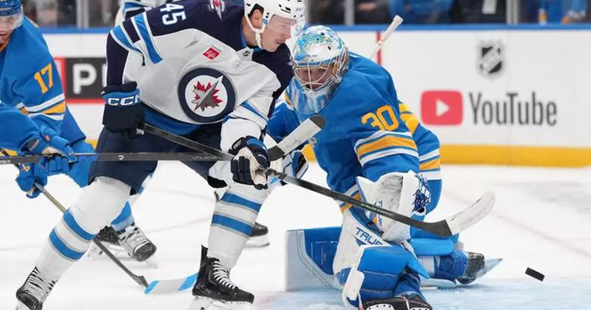 Broberg breaks tie on 3rd-period power play, Blues top Jets 2-1