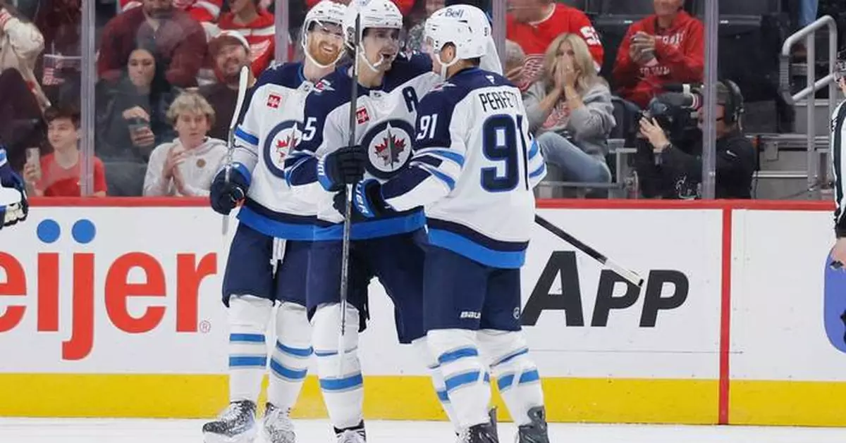 Kyle Connor scores a pair of power-play goals as Jets squeak past Red Wings 3-2