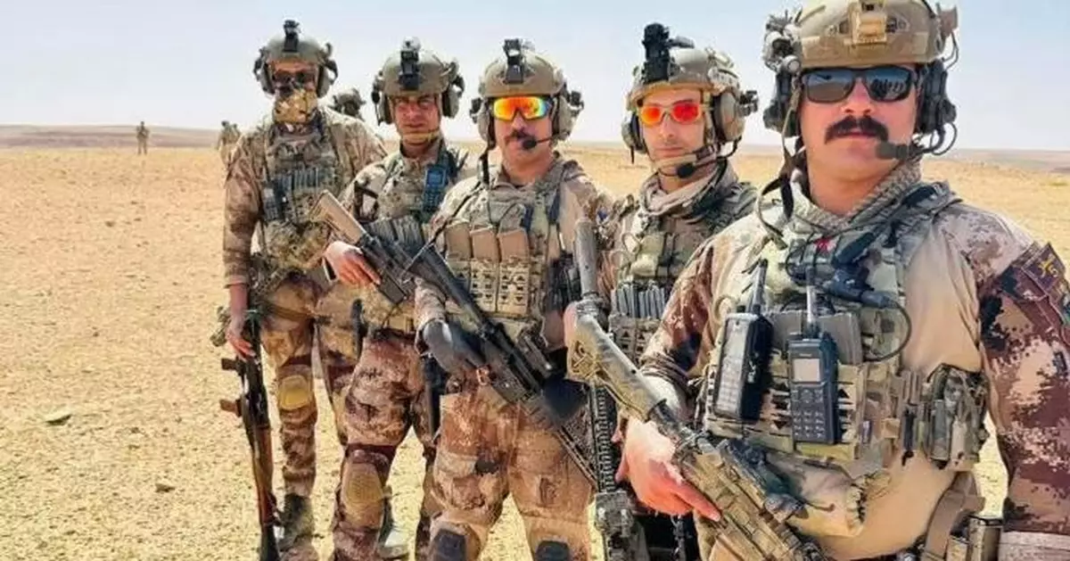 Iraq's Golden Division Bought Chinese Camo, Not US Gear