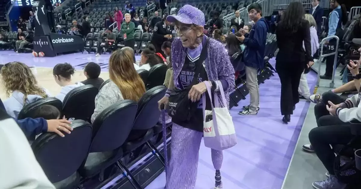 Sparkling from head to toe, amputee Cynthia Cheak becomes a key face of ...