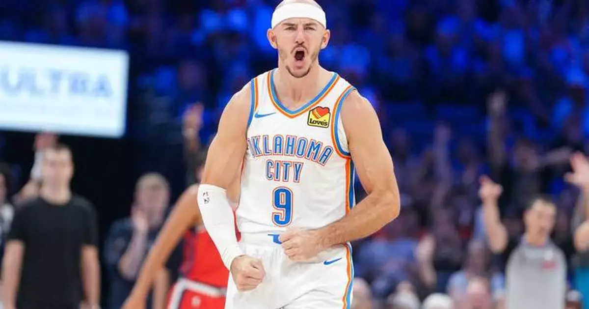 Thunder guard Alex Caruso assisted to locker room with sprained ankle