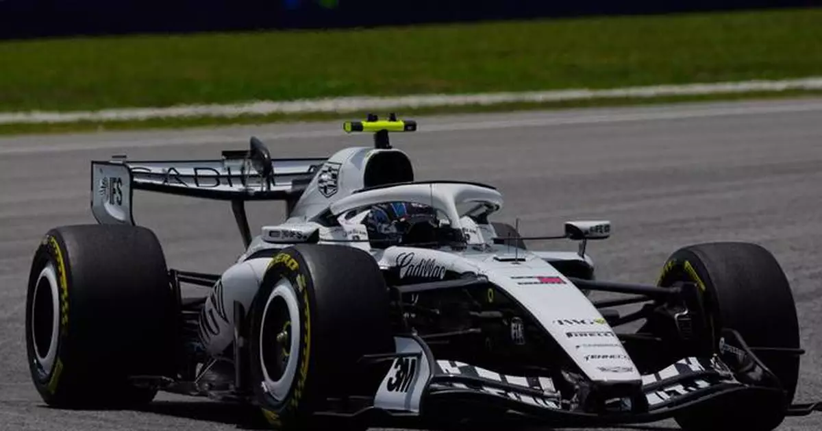 Valtteri Bottas cycles from Sepang to Singapore ahead of the next F1 race
