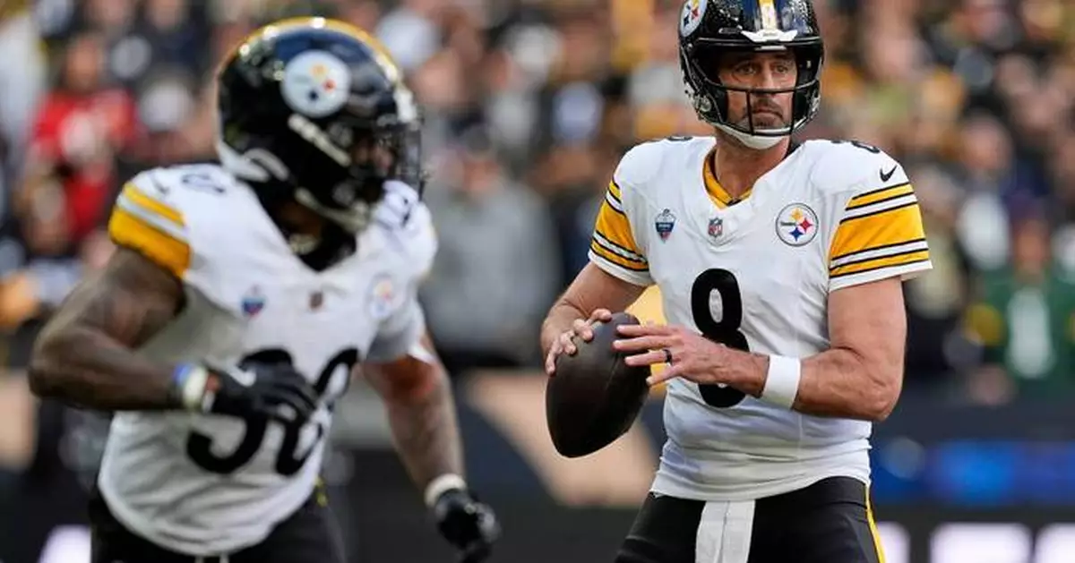 Rodgers throws TD pass in Paris as Steelers beat Saints 16-10 in NFL's regular-season France debut