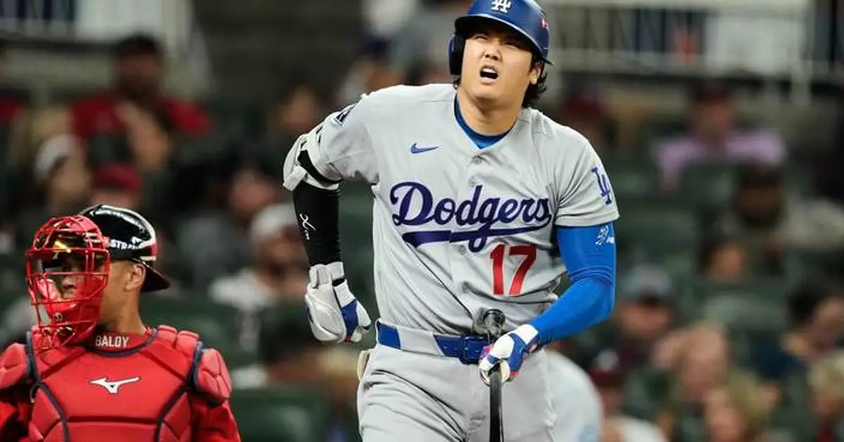 Roberts moves struggling Ohtani to No. 5 spot in Dodgers' lineup in NLDS Game 3 against Braves