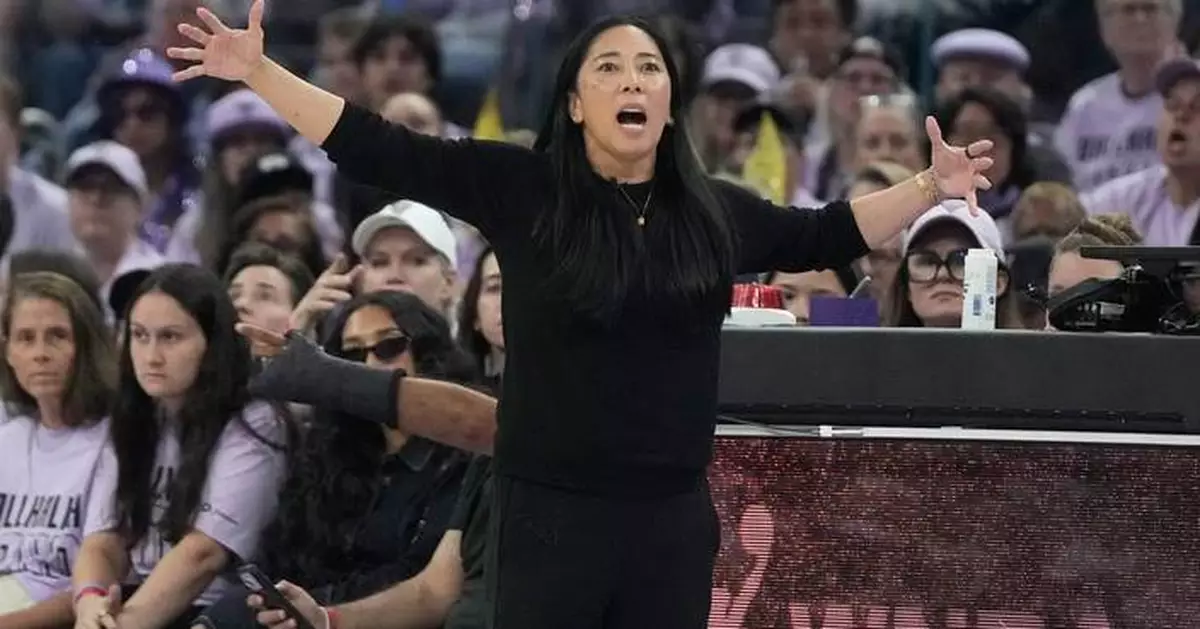 Valkyries coach Nakase goes down on sideline late in Golden State's playoff-clinching win over Wings