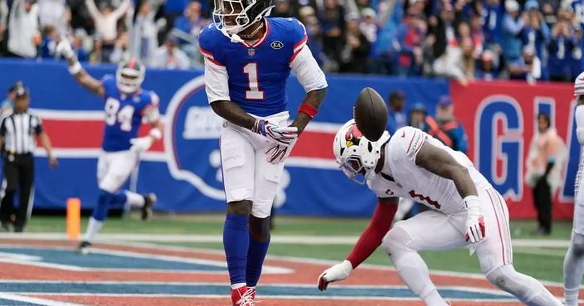 Winston throws 3 TD passes and Banks' pick-6 seals Giants' 36-24 win over Cardinals