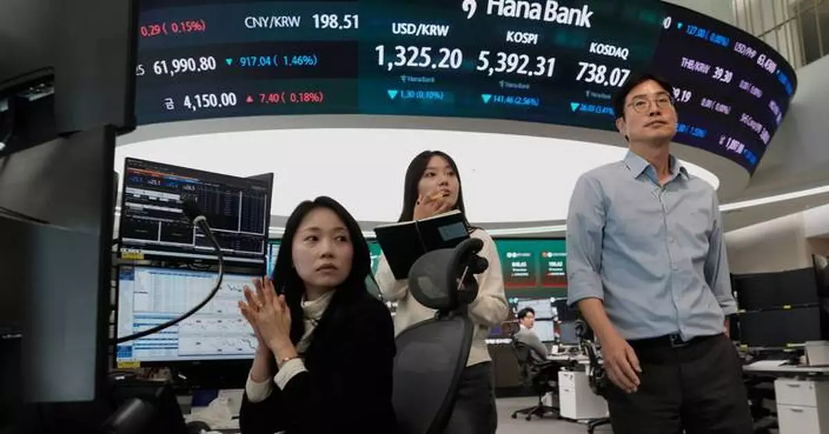 Shares fall in Asia after a decline on Wall Street, and oil prices fall more than 1%