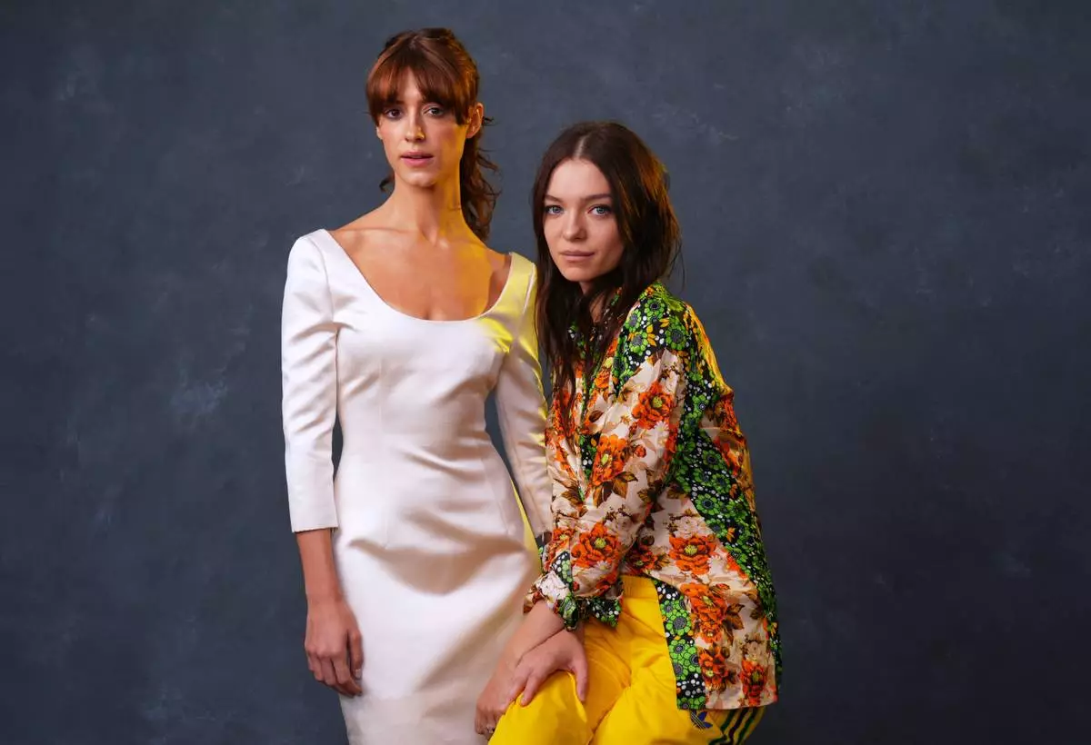 Daisy Edgar-Jones, left, and Esmé Creed-Miles pose for a portrait to promote the film "Sense and Sensibility" on Monday, Oct. 5, 2026, in Beverly Hills, Calif. (AP Photo/Chris Pizzello)