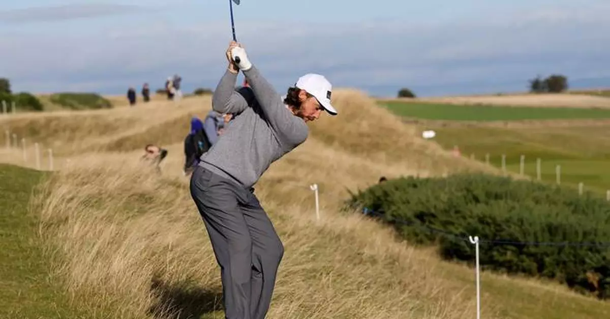 Rory McIlroy arrives in India with a new fashion style and renewed hope in Race to Dubai finale