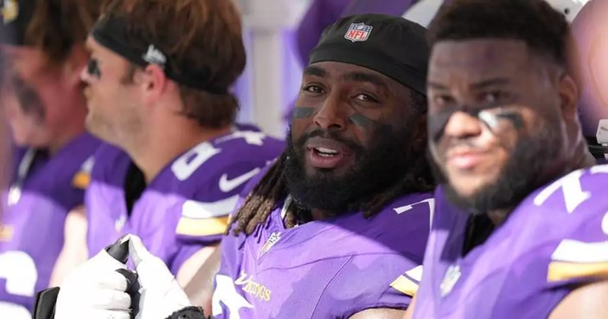 Vikings likely lose left guard Donovan Jackson for the rest of the regular season with a knee injury