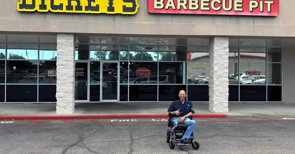 Back on the Coast! Dickey’s Barbecue Pit Reopens in Gulfport, MS, Serving Up Legit. Texas. Barbecue.™ Once Again
