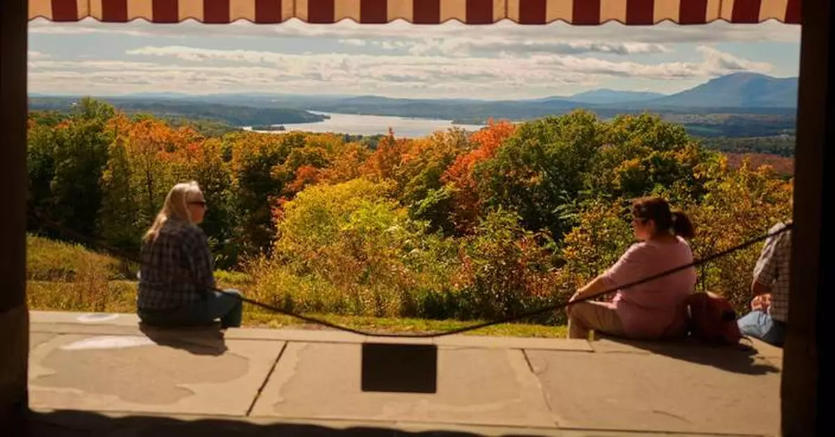 New England's having an 'elite' year, but there's fall foliage elsewhere, too