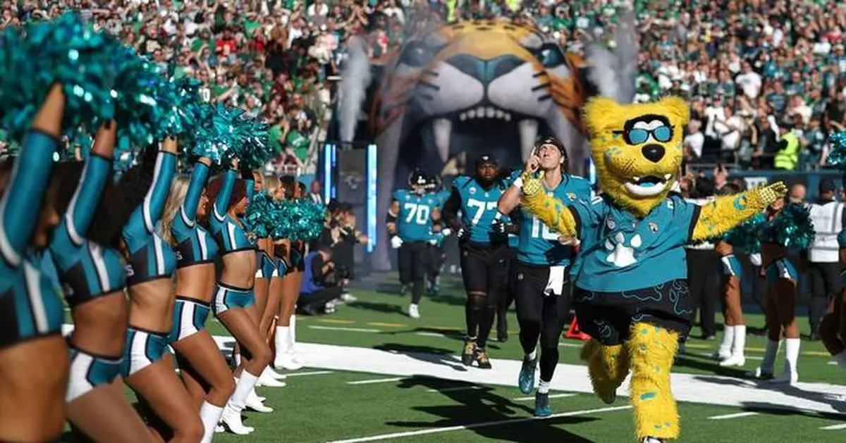 Photos of NFL action from London to Seattle in Week 5