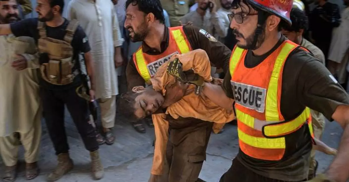Photos show deadly school roof collapse in Pakistan