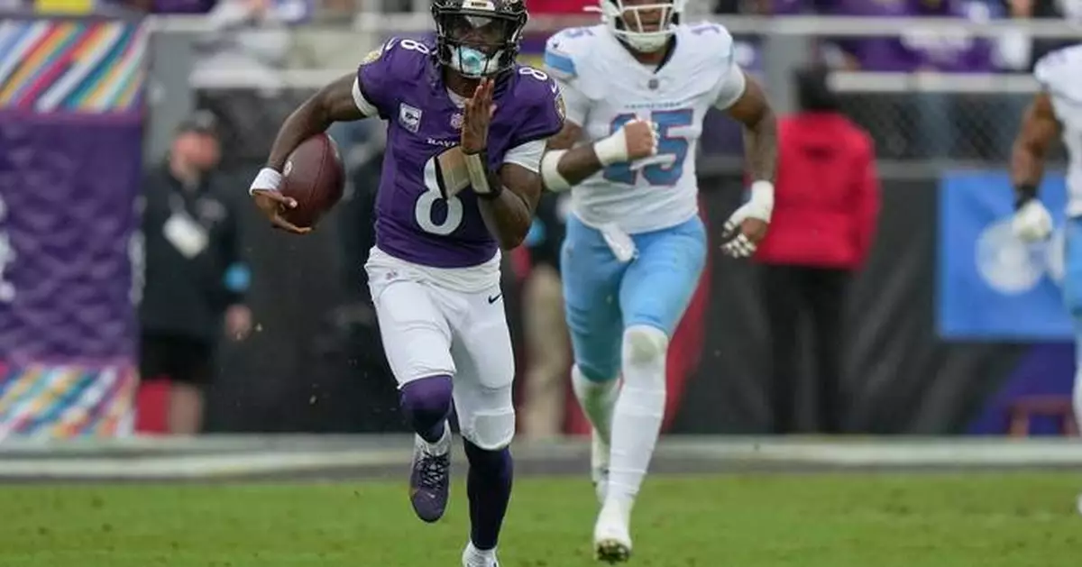 After an impressive 1st half, Lamar Jackson leaves Baltimore's game against Titans with ankle injury