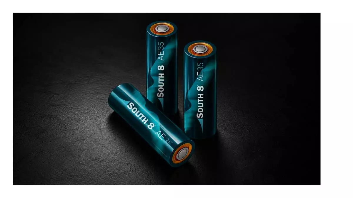 South 8 ARCTIC AE35 Lithium-ion Battery Cells