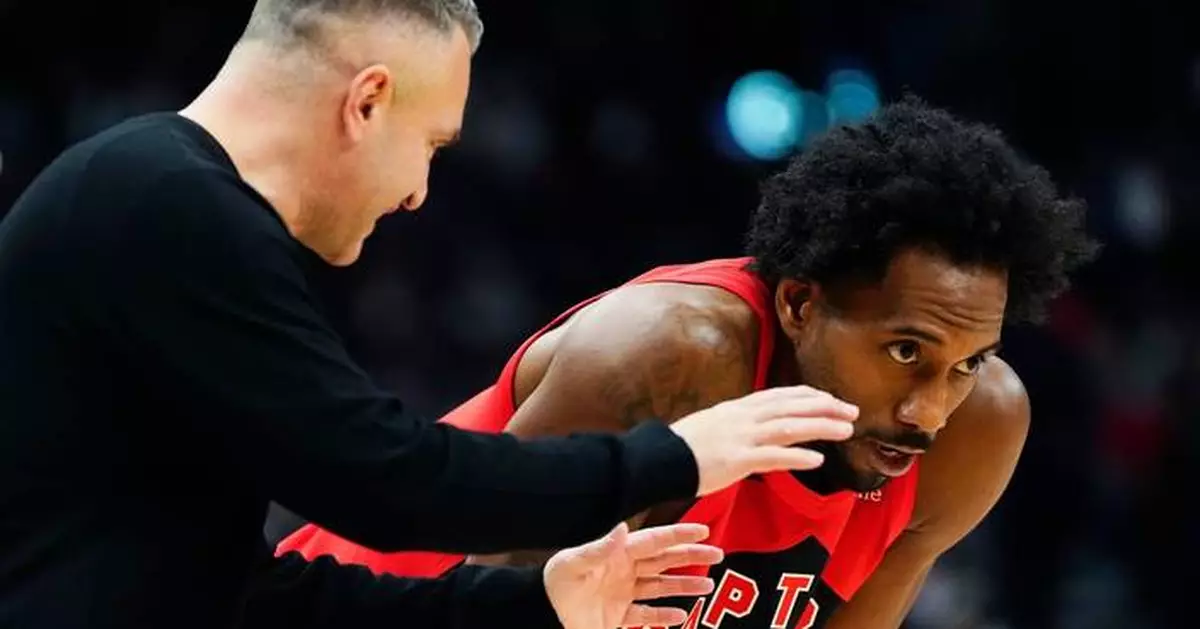 Raptors keep Kawhi Leonard out against the Timberwolves with left knee swelling