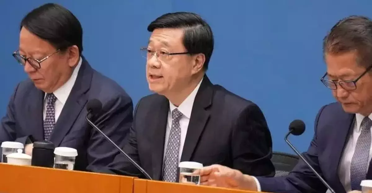 Chief Executive Recommends Removal of Secretary for Housing from Post to Central People's Government