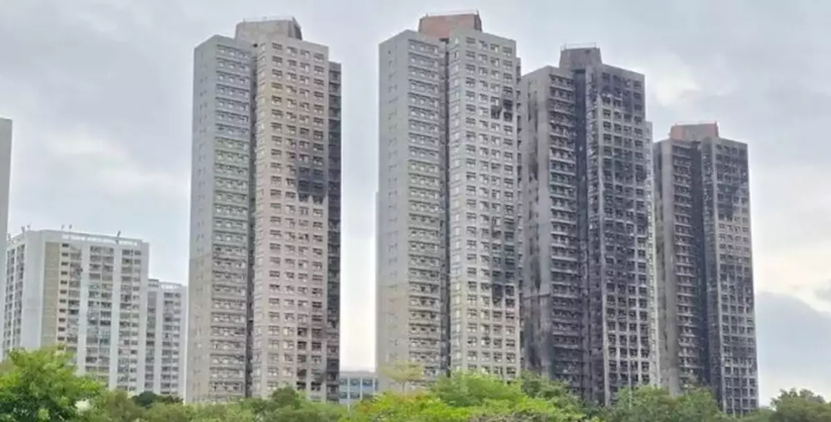 93.2 Percent of Wang Fuk Court Owners Signed Agreement for Sale and Purchase Before Deadline