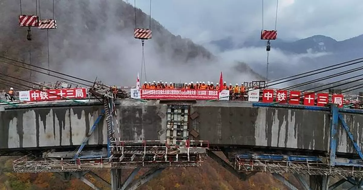 Successful Closure of the Left Half of the B3 Arch Bridge under Lot 2 of the Georgia North-South Corridor Highway Project
