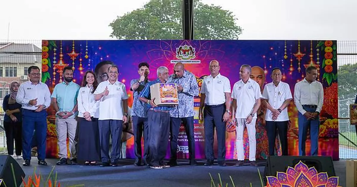 KESUMA SPREADS DEEPAVALI CHEER THROUGH THE DISTRIBUTION OF 22,000 MADANI ESSENTIAL GOODS PACKAGES