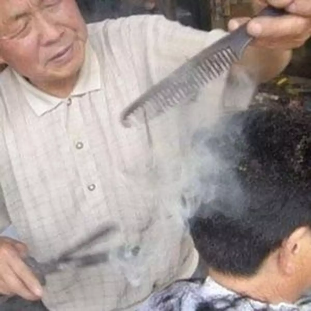 理髮神技打火夾即將失傳