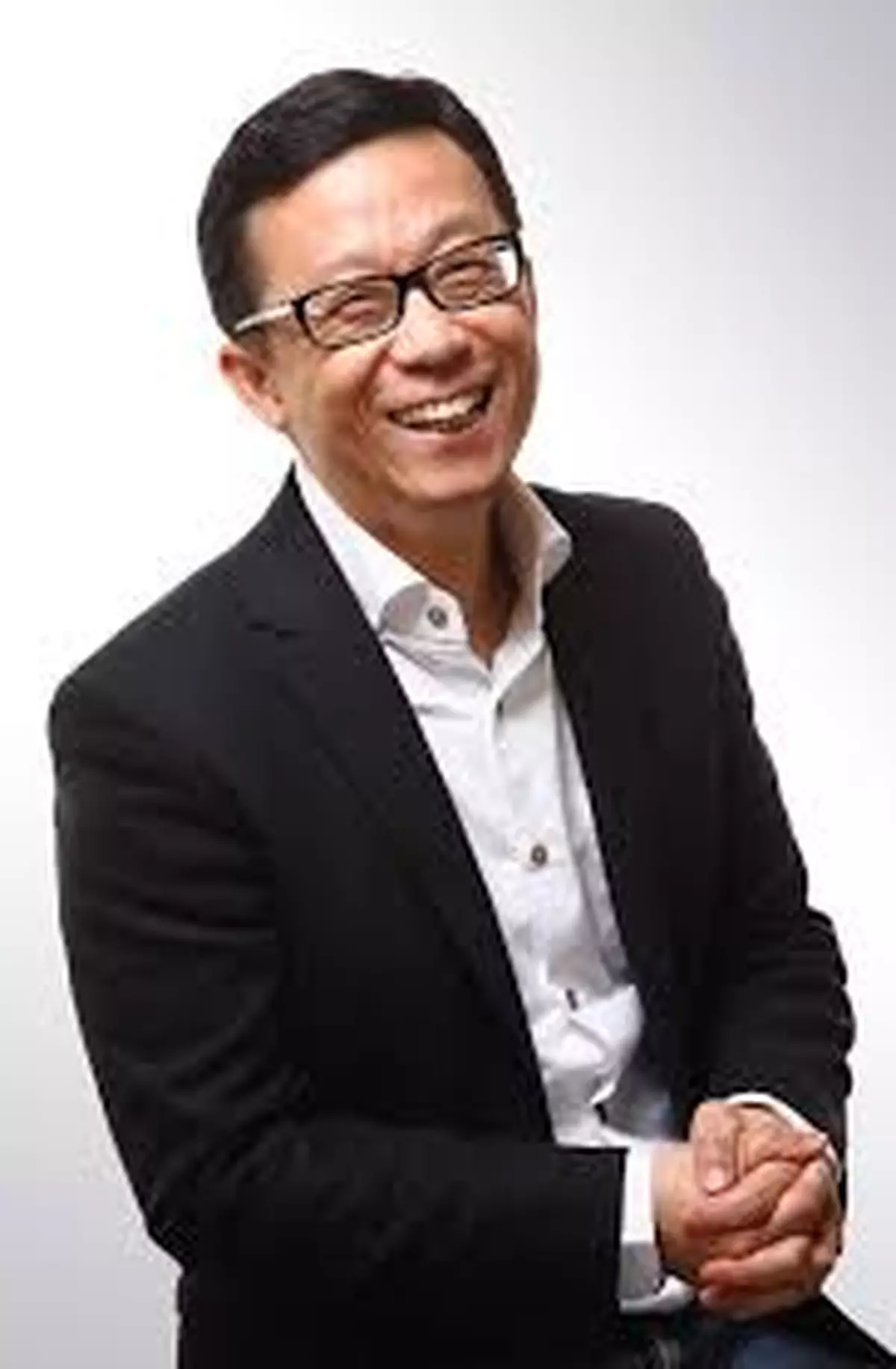 怎能不愛王維基