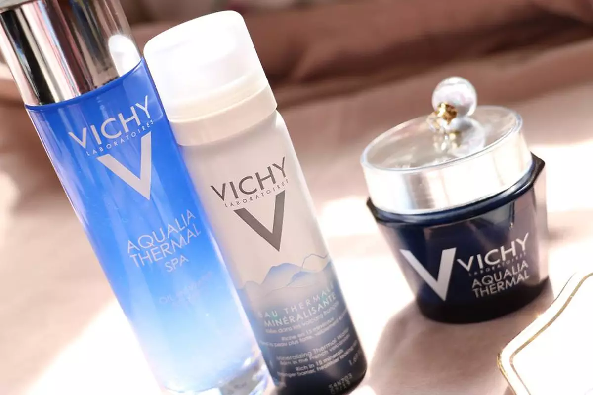 蝴蝶結姐姐~【護膚】VICHY溫泉礦物保濕微精華液~肌膚的天然防禦屏障