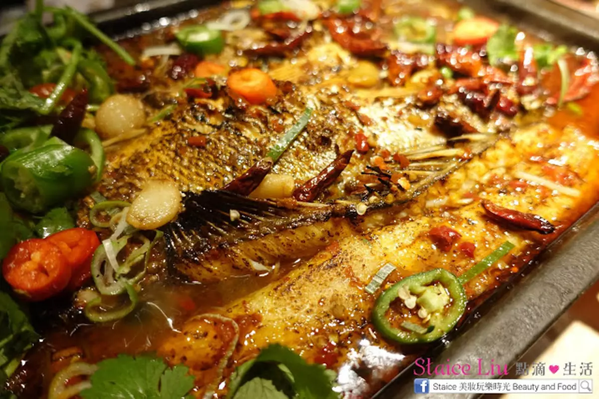 漁牧。.* 成班人食飯開P好地方