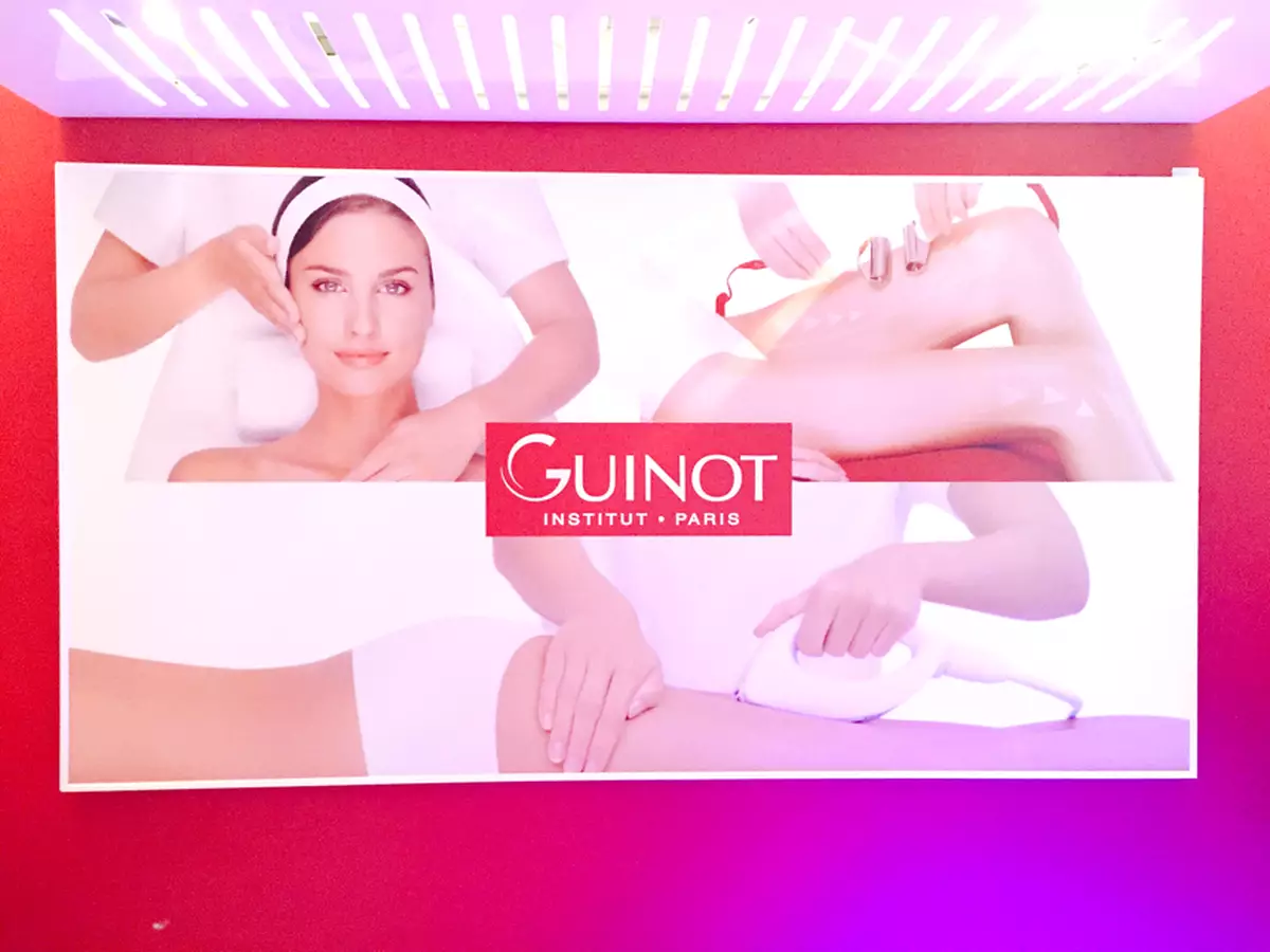 GUINOT 肌膚再生術。塑造立體輪廓