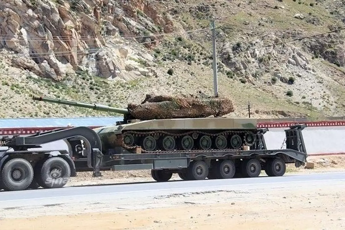 解放軍研新輕型坦克 配重炮數字化系統