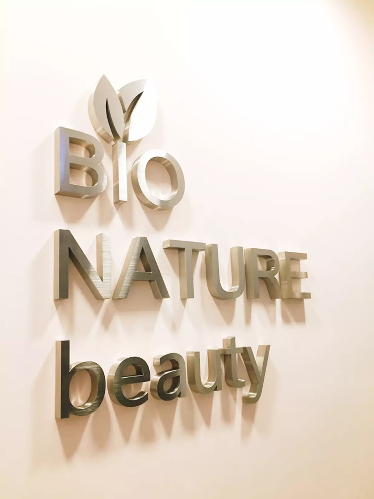 Bio Nature Beauty ~ 會上癮的全方位超彈力 V 面射頻護理 (超舒適按摩手法)