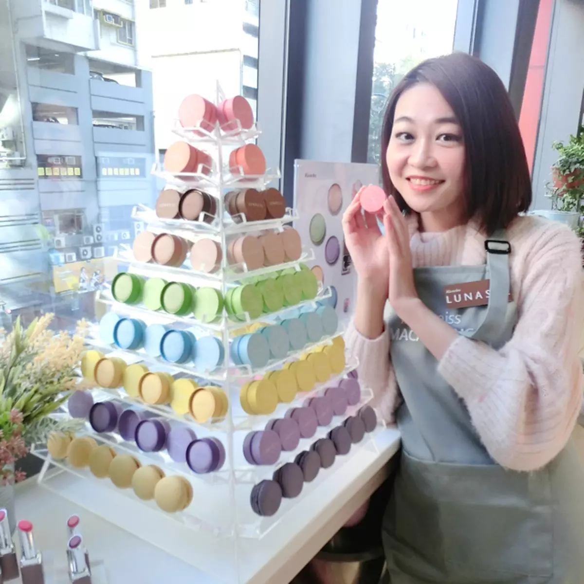 Lunasol 2018 甜蜜馬卡龍色彩