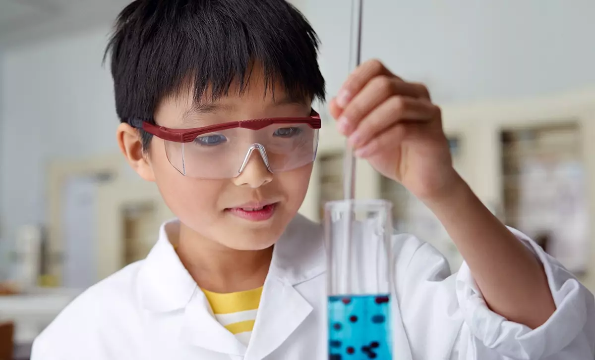 科學實驗帶回家，培養孩子當科學家