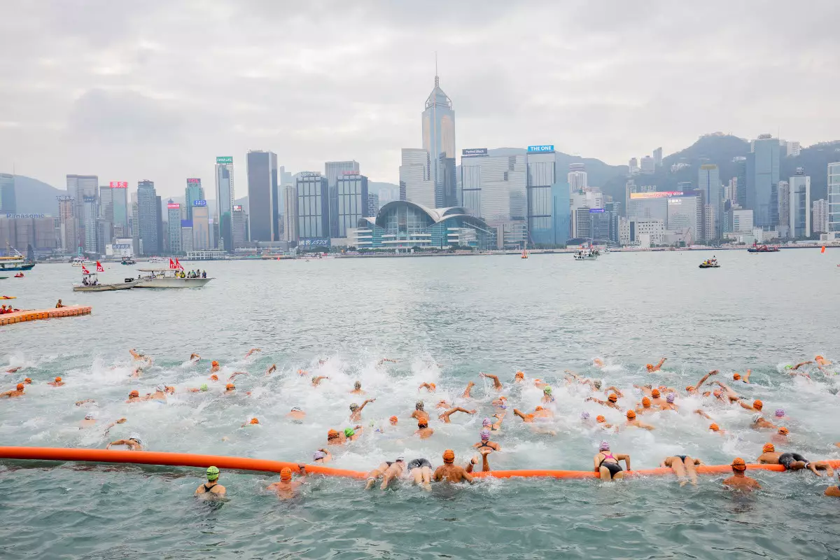 【香港的渡海泳】話你知如何通過水試、游泳路線、距離及參賽資格！