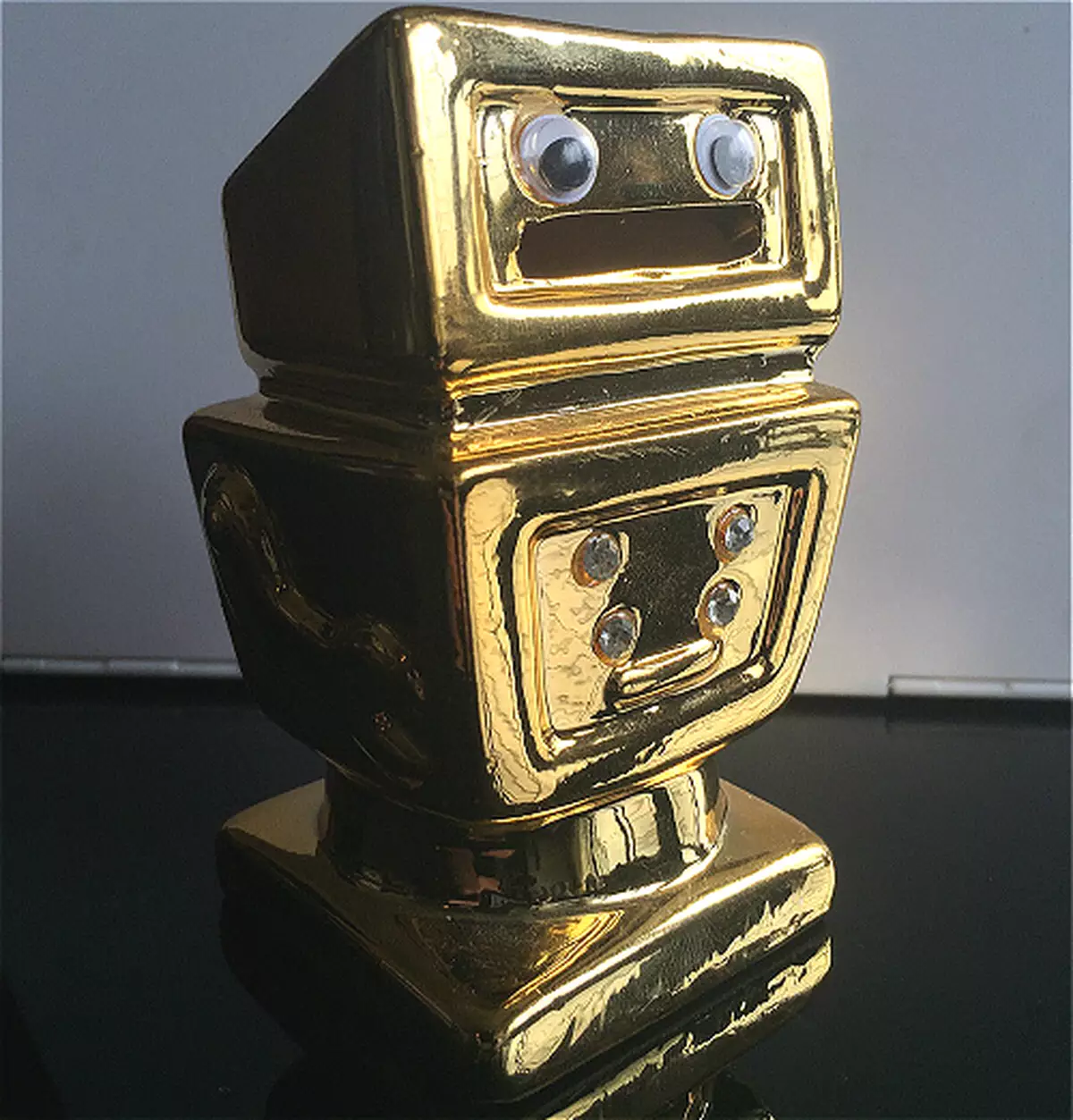 股回調下的結構牛市：指數跌近1%，創新藥板塊為何逆市狂飆