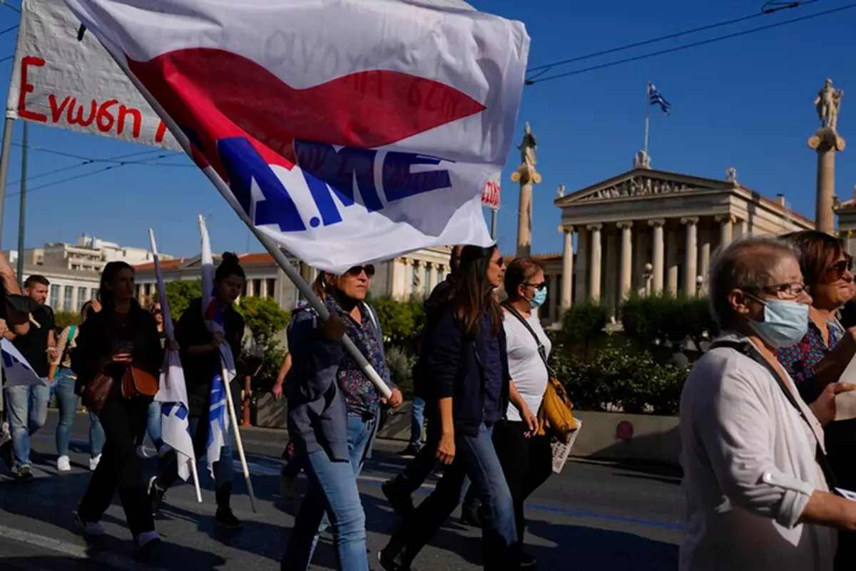 歐洲遍地響起《國際歌》，工人革命來了？